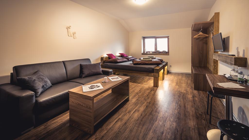 Penzion Vino Hruska Blatnička Chambre photo